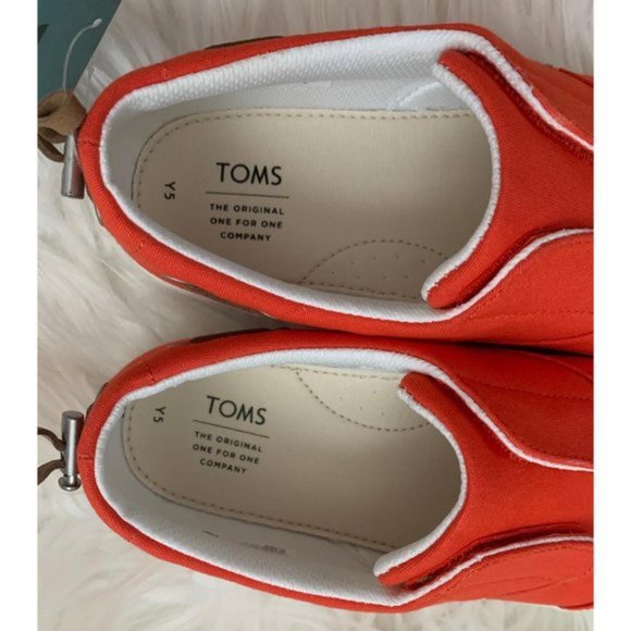 TOMS Red Canvas Pasadena Slip-On Sneaker - Picture 8 of 13